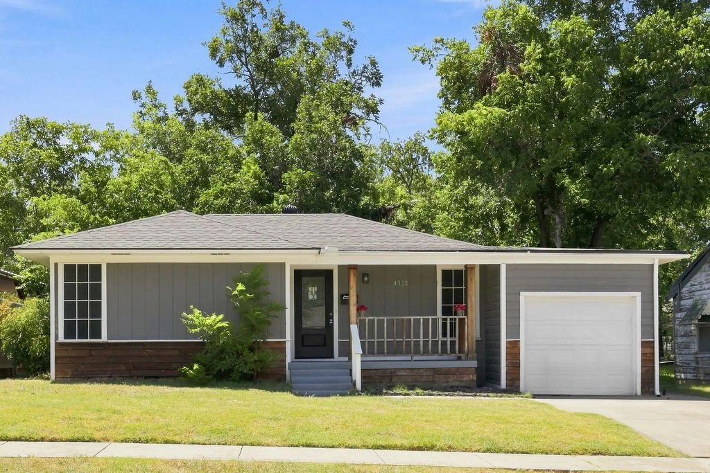 4328 Waits Avenue, Fort Worth