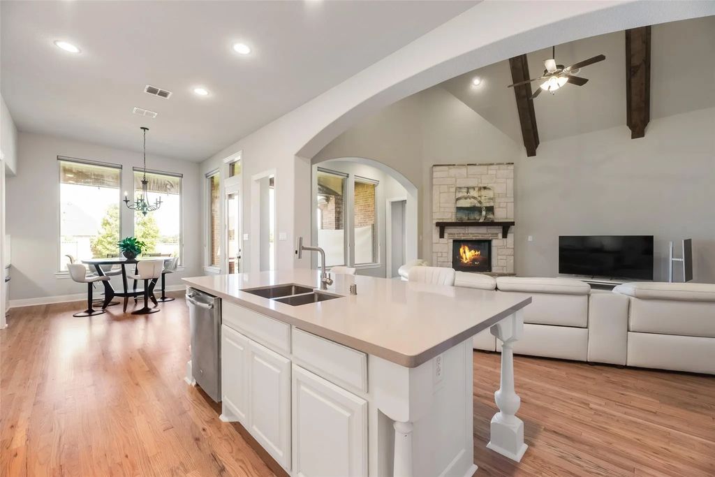 3815 Alleyton Way, Celina