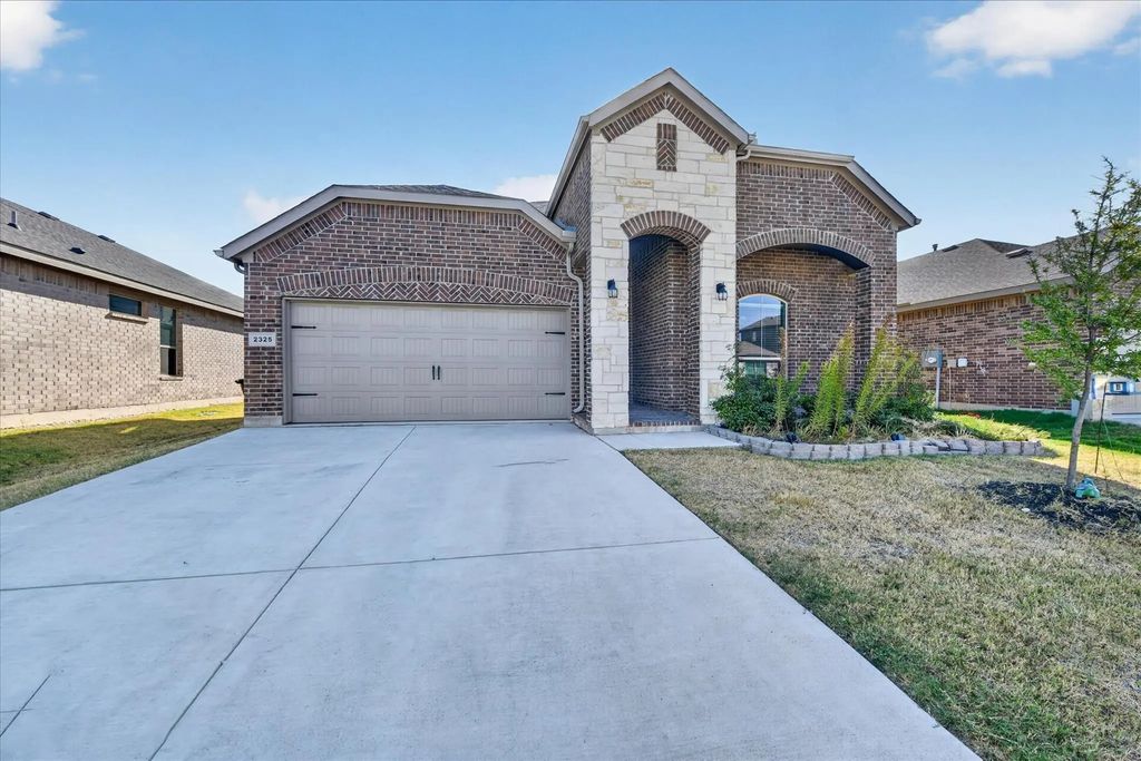 2325 Sun Star Drive, Haslet