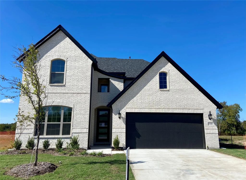 310 Devonshire Drive, Greenville