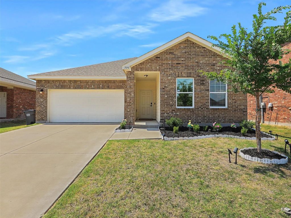 775 Camden Drive, Lavon