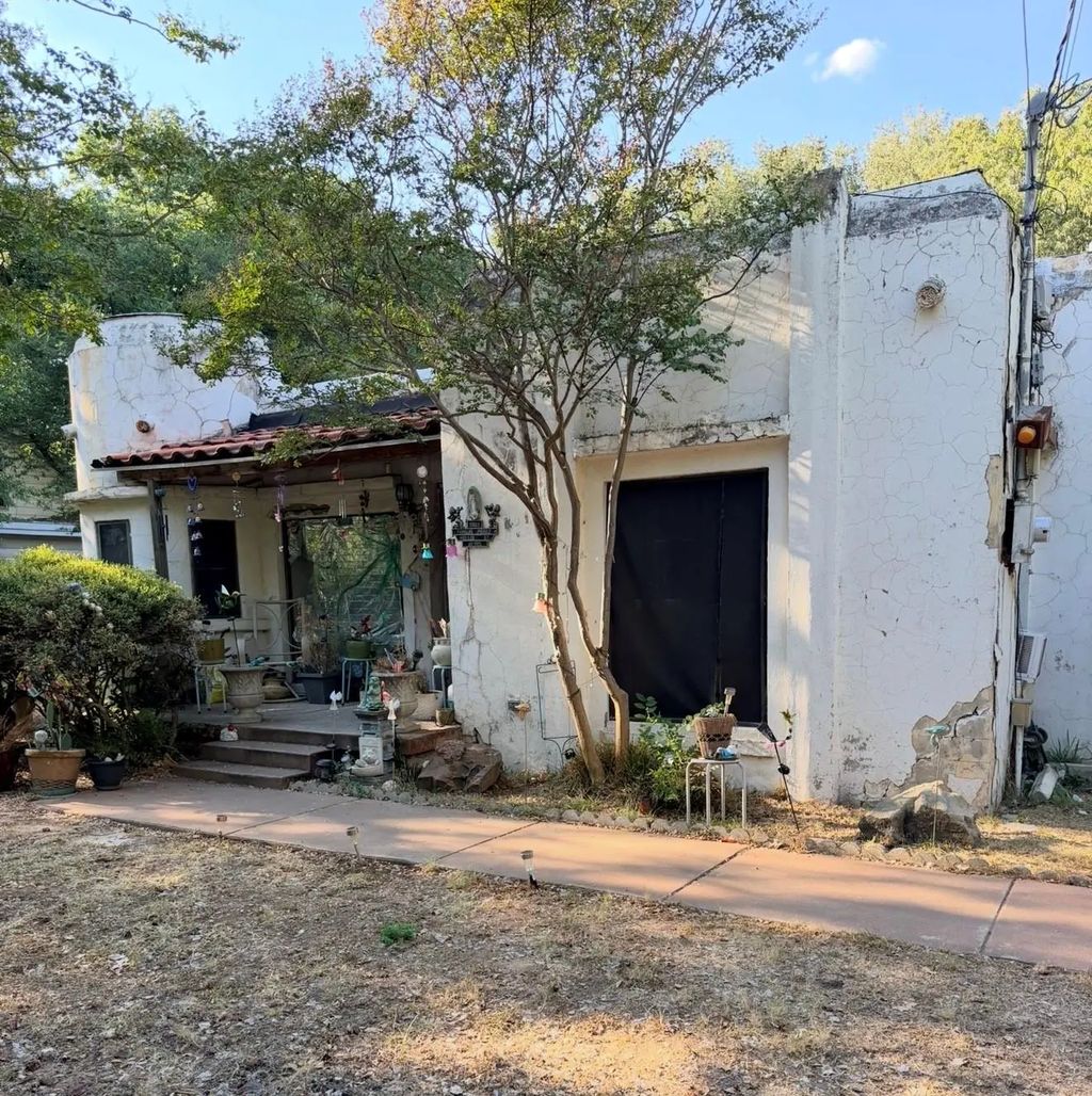 2819 Hollis Street, Fort Worth