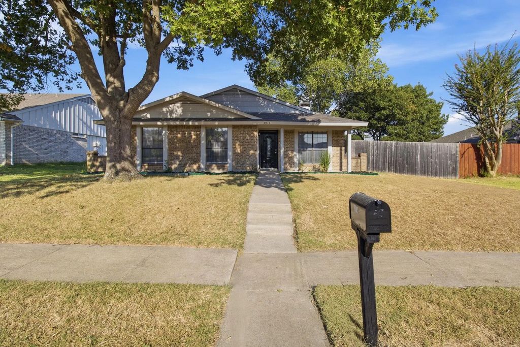 3914 Wheelwright Drive, Garland