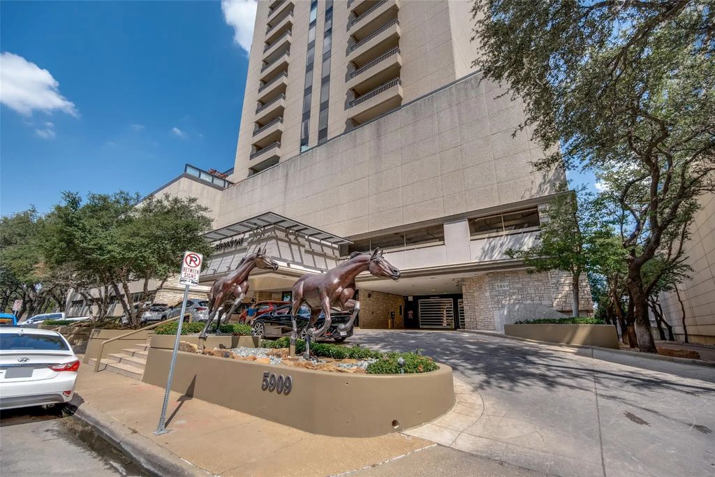 5909 Luther Lane 1100, Dallas