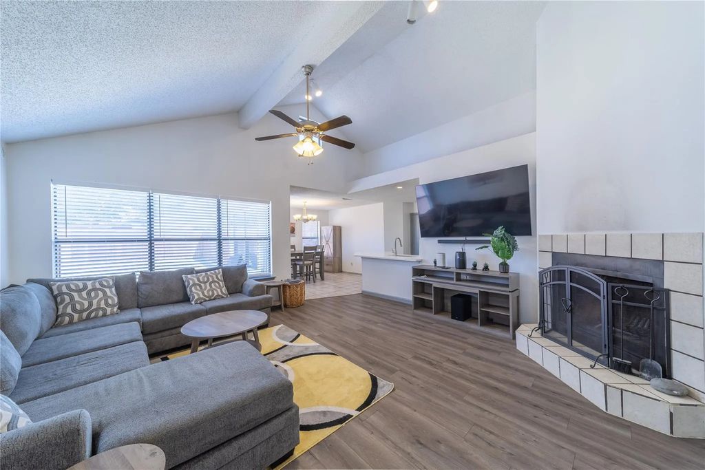 562 Stringfellow Drive, Coppell