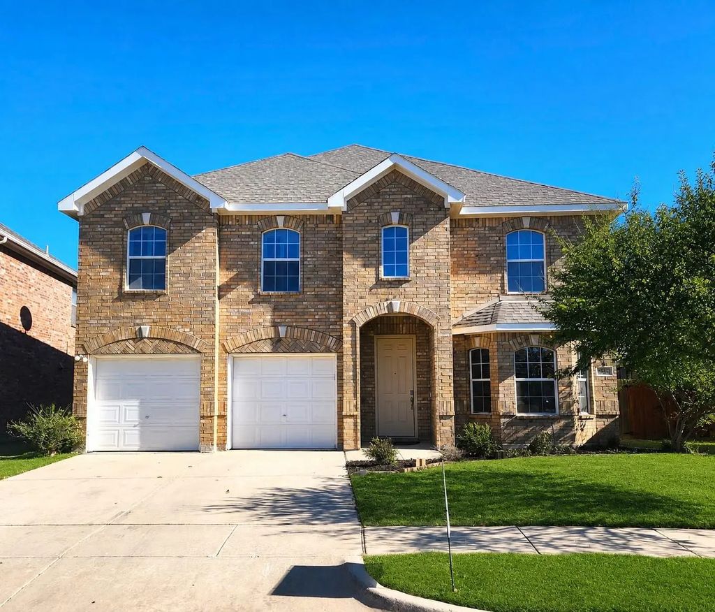 5513 Grenada Drive, Fort Worth