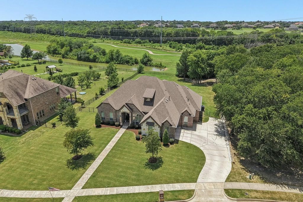 204 Falcon Point Drive, Heath