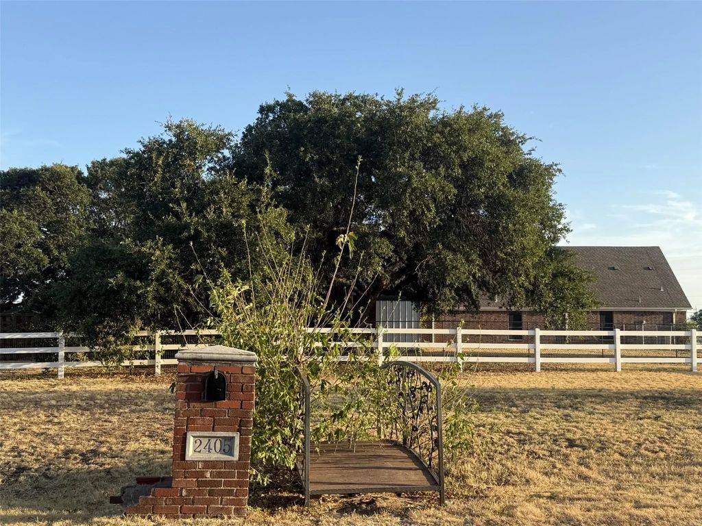 2405 Texan Drive, Haslet