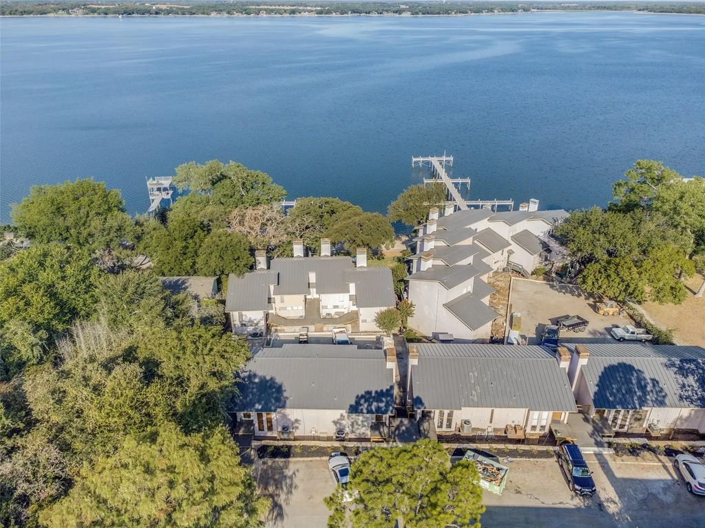 9999 Boat Club Road 409, Fort Worth