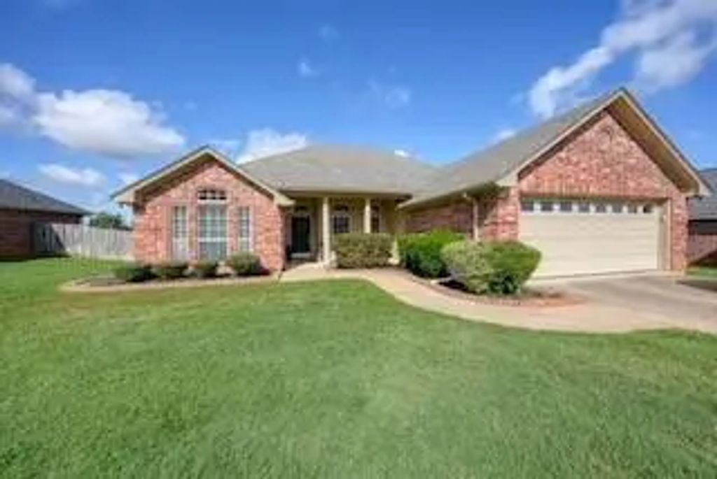 16594 Beauregard Drive, Tyler