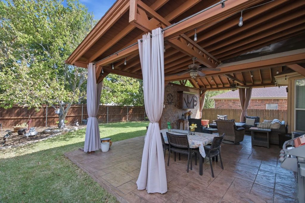 2691 Bull Shoals Drive, Fort Worth