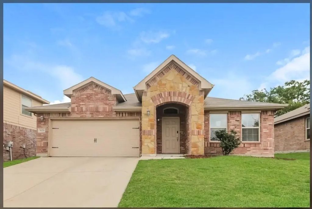 6616 Chalk River Drive, Fort Worth
