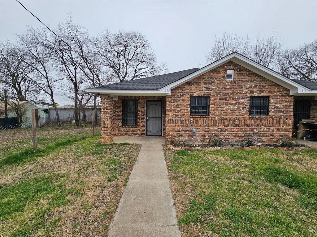 1615 Herald Street 1613, Dallas