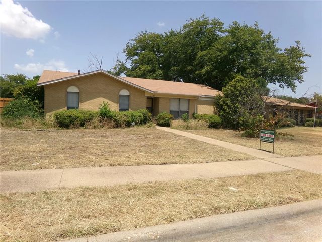 1421 Guildford Street, Garland