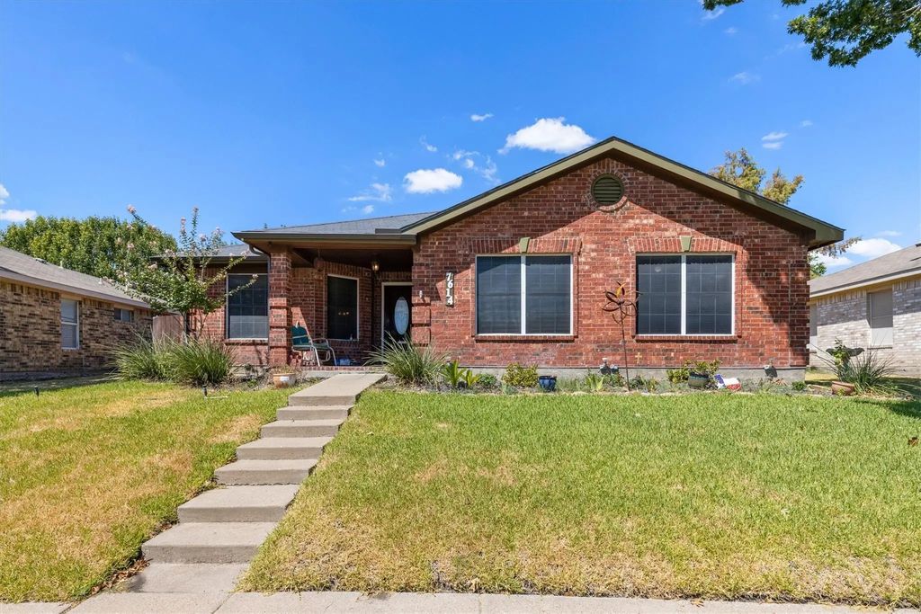 7614 Dockside Drive, Rowlett
