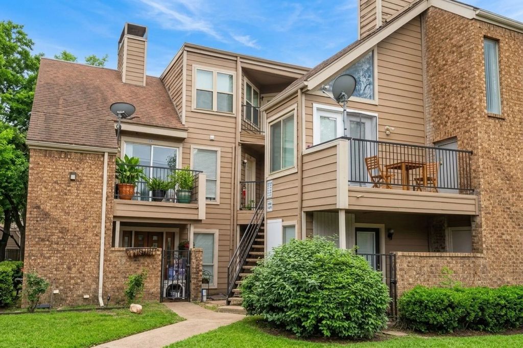 9805 Walnut Street C 308, Dallas