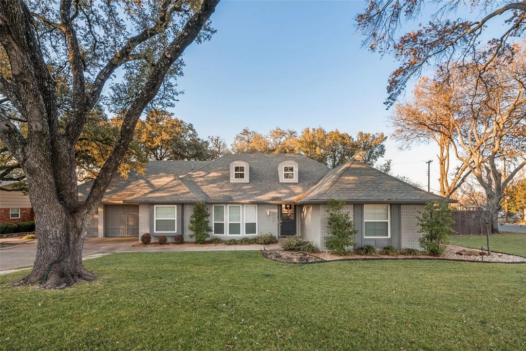 6500 Dakar Road W, Fort Worth
