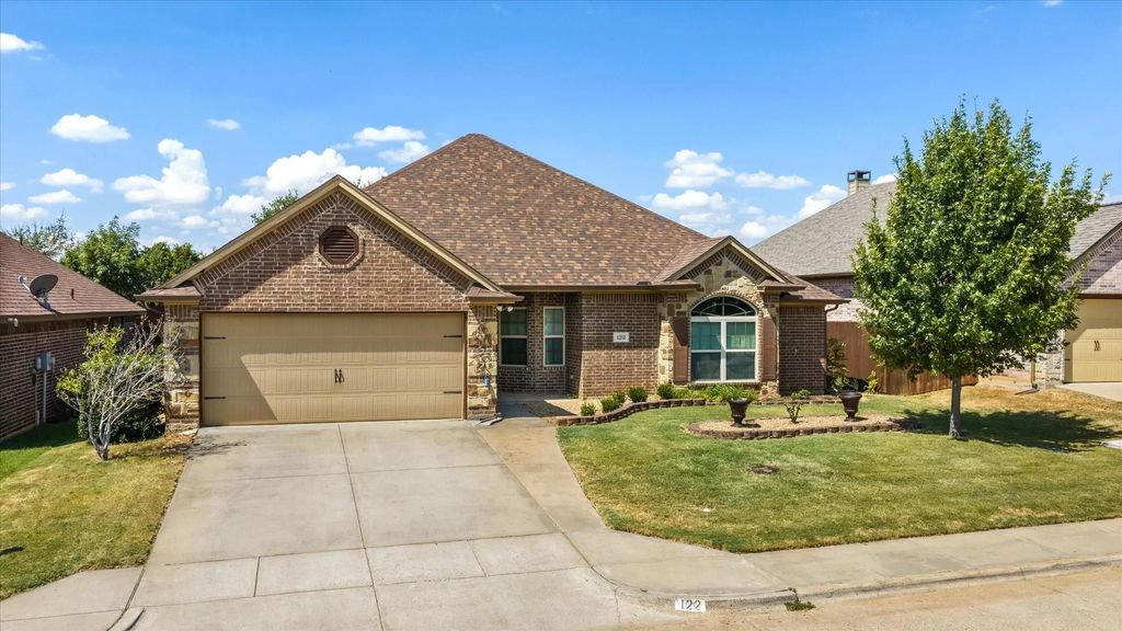 122 Donna Circle, Granbury