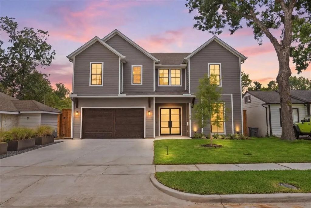 4320 Concho Street, Dallas