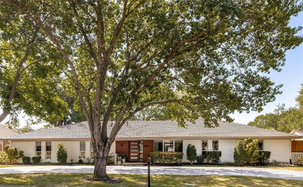 6834 Quarterway Drive, Dallas