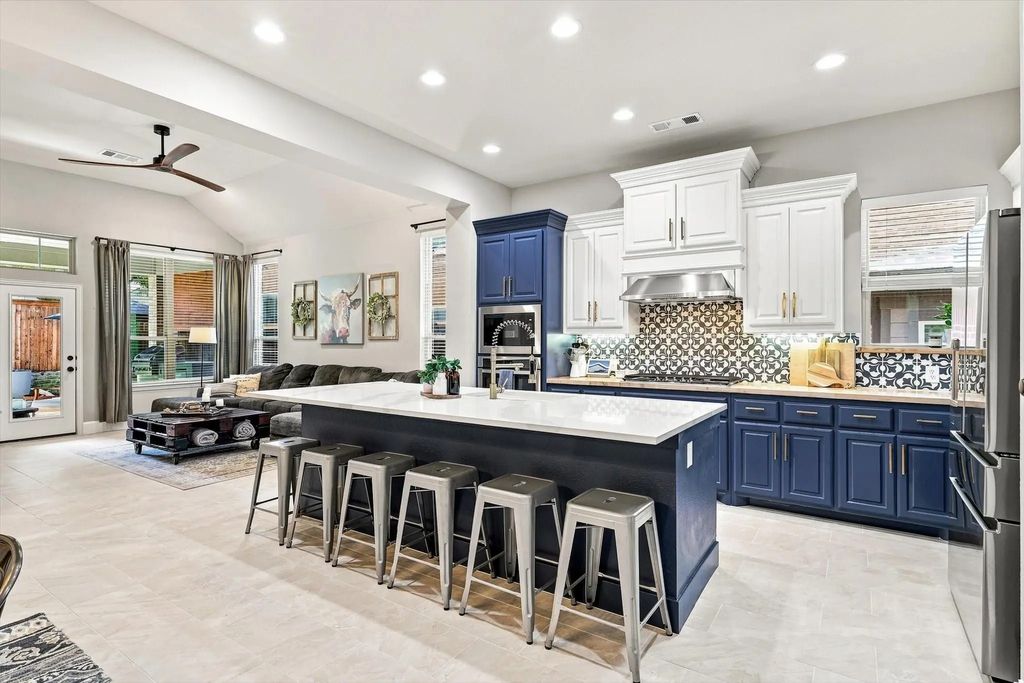 1516 Presley Way, Lantana
