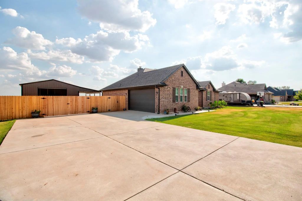 612 Fawn Trail, Tioga