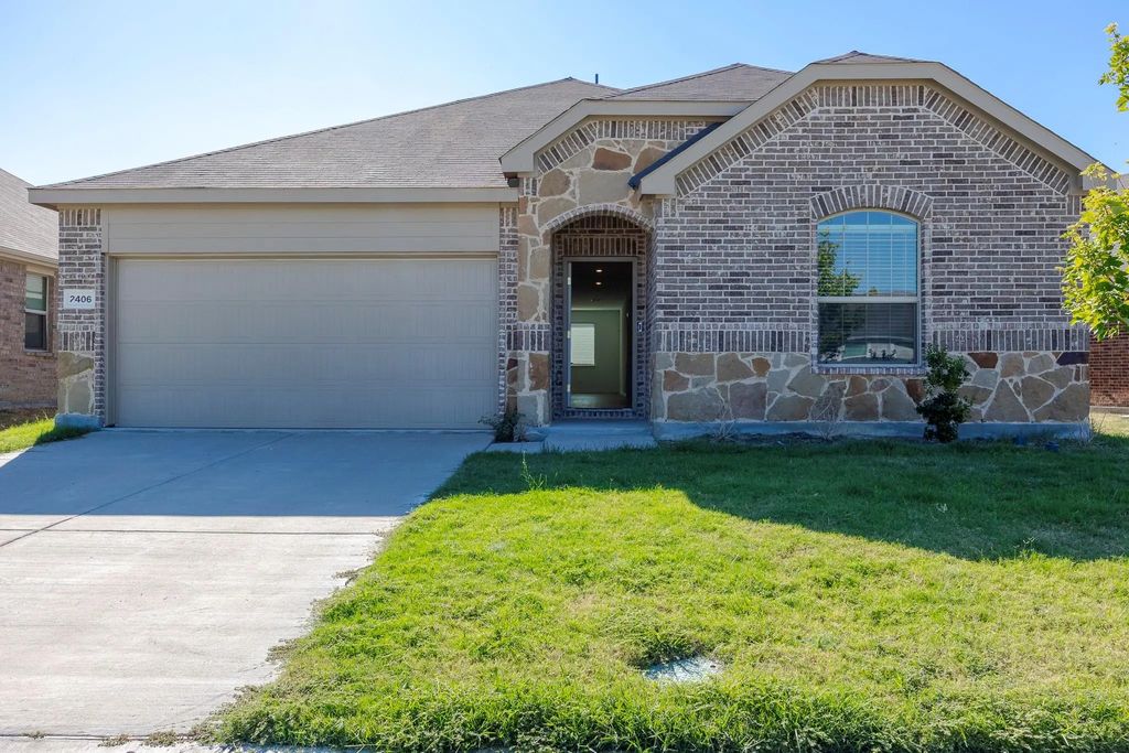 2406 Bold Venture Drive, Forney