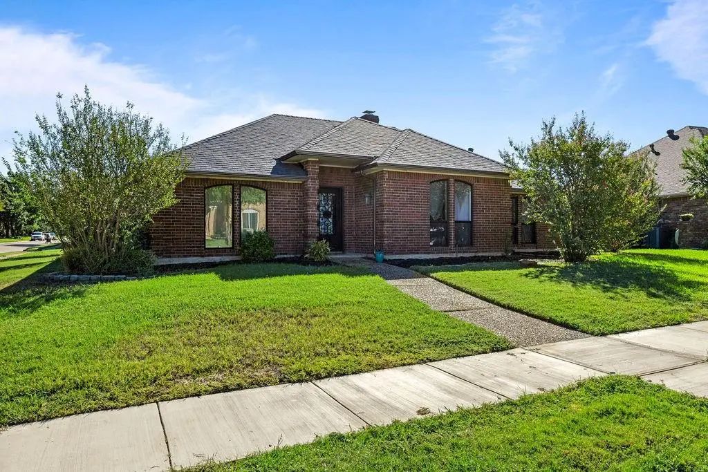 4016 Province Drive, Carrollton