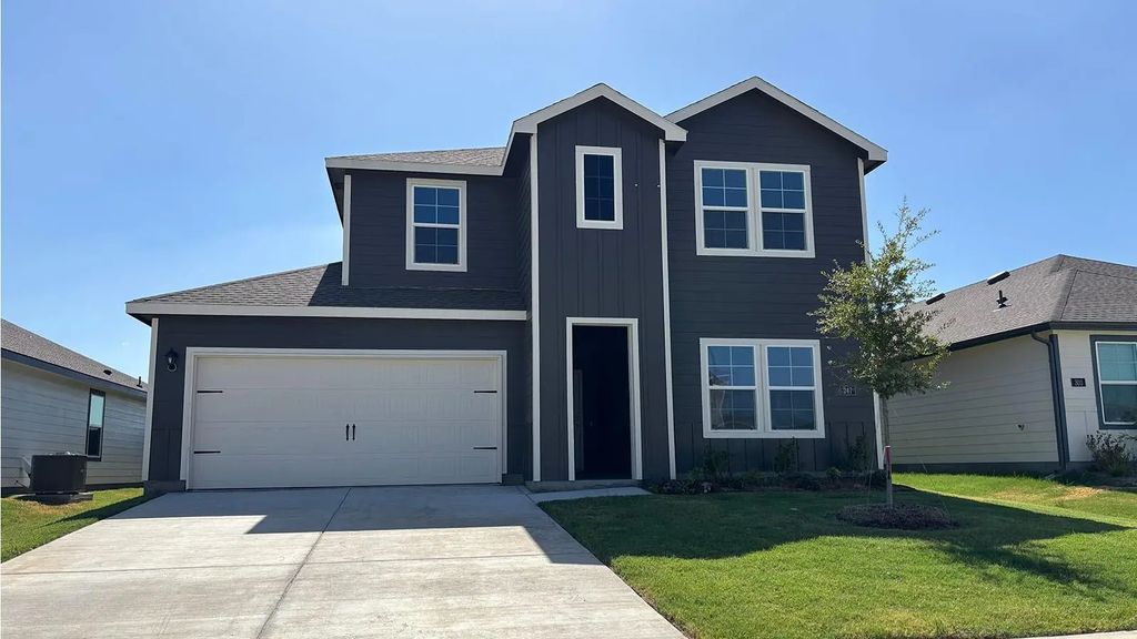 247 Whispering Pine Drive, Royse City