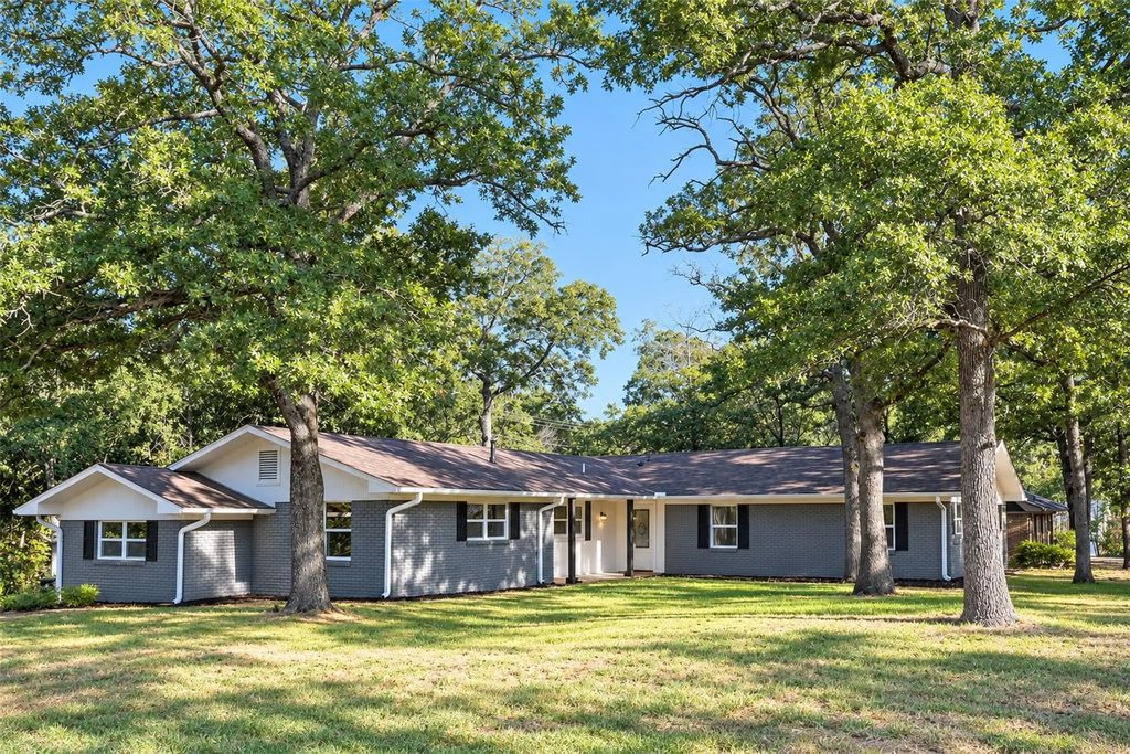 17 Circle Drive, Denison