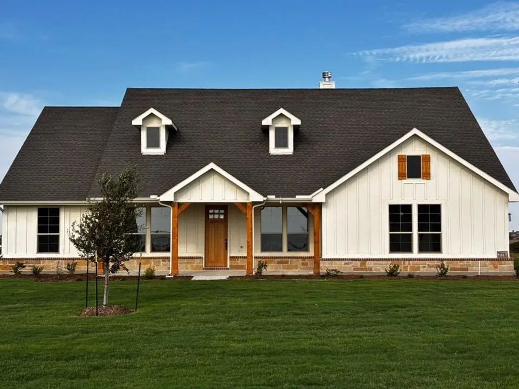 164 Hillview Trail, Decatur