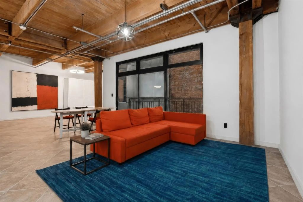 509 Elm Street 401, Dallas