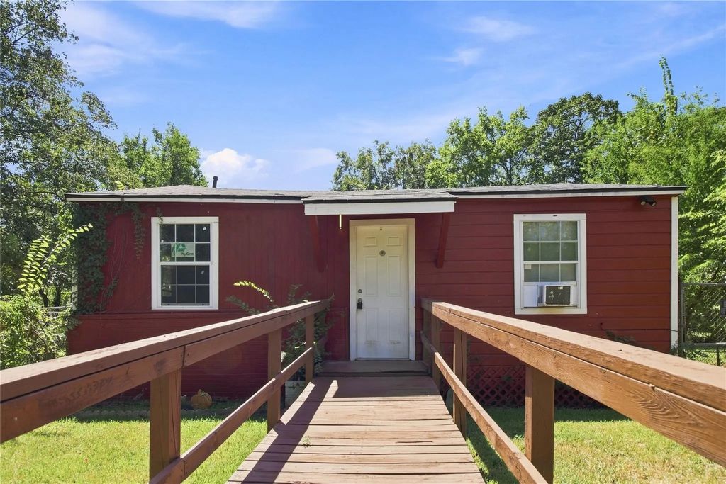 1707 Dakar Street, Shreveport