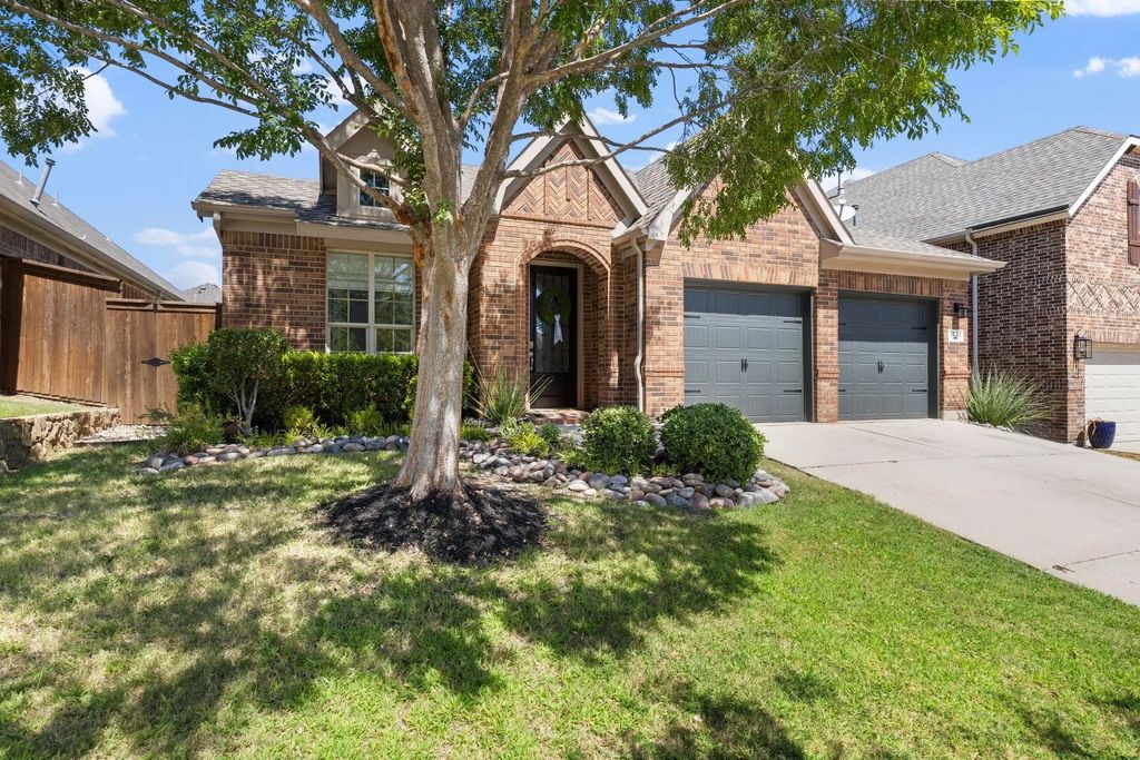 3633 Saratoga Downs Way, Fort Worth