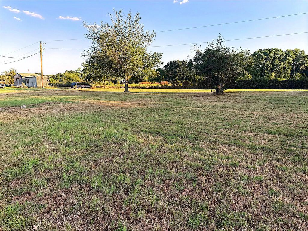 204 Dove Drive, Weatherford