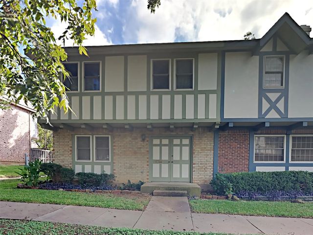 462 Westview Terrace, Arlington