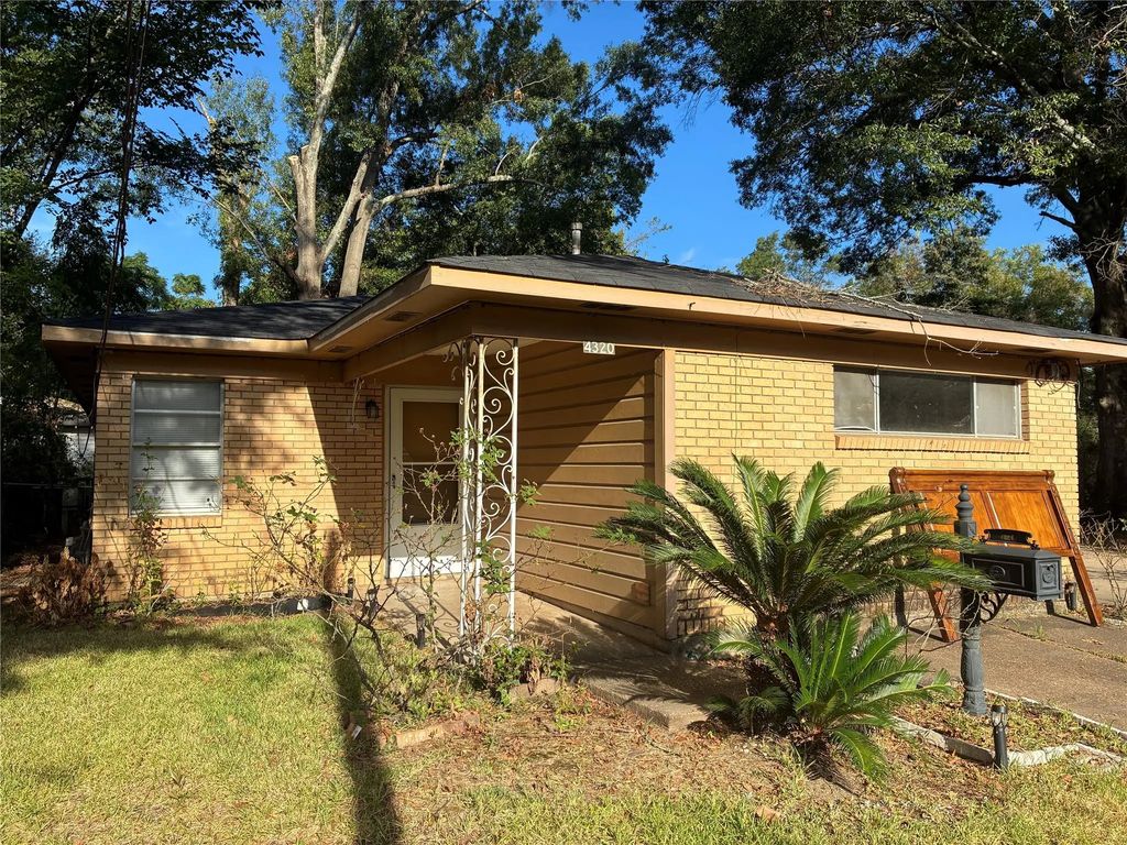 4320 Magazine Street, Shreveport