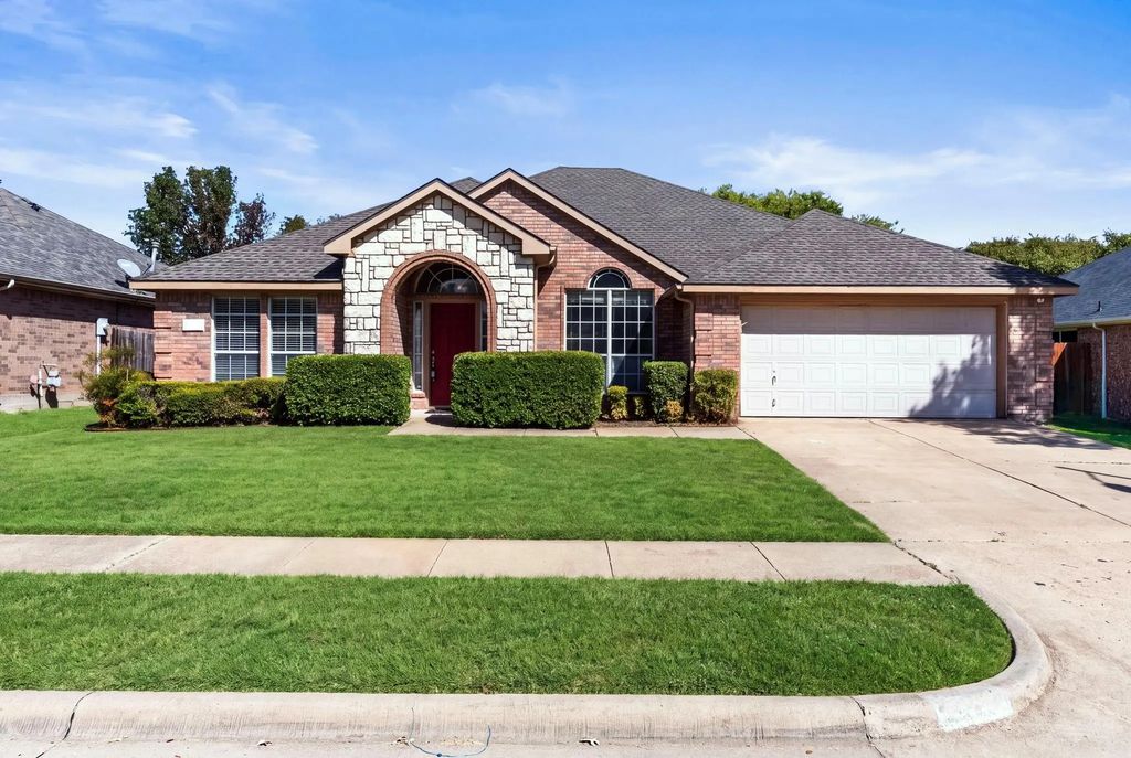 6507 Watch Hill Court, Arlington