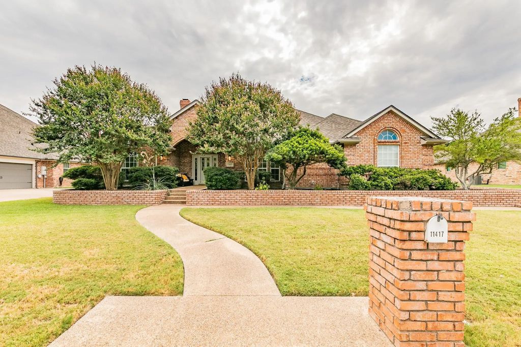 11417 Northpointe Court, Fort Worth