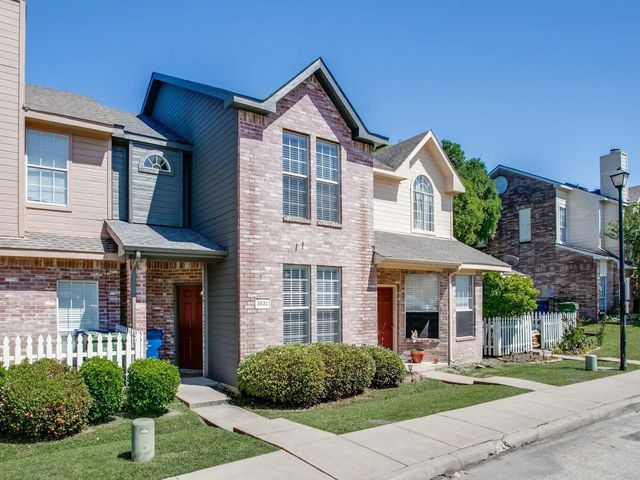 3832 Pickett Place, Garland