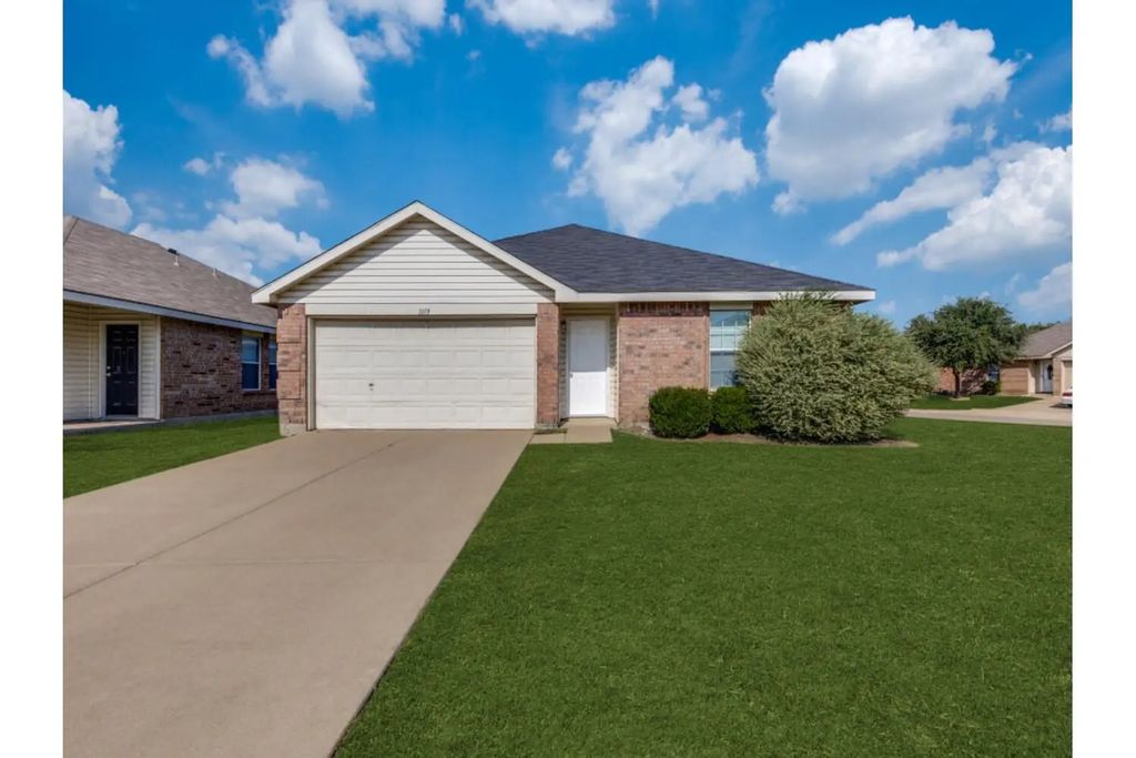 1609 Castle Ridge Road, Fort Worth