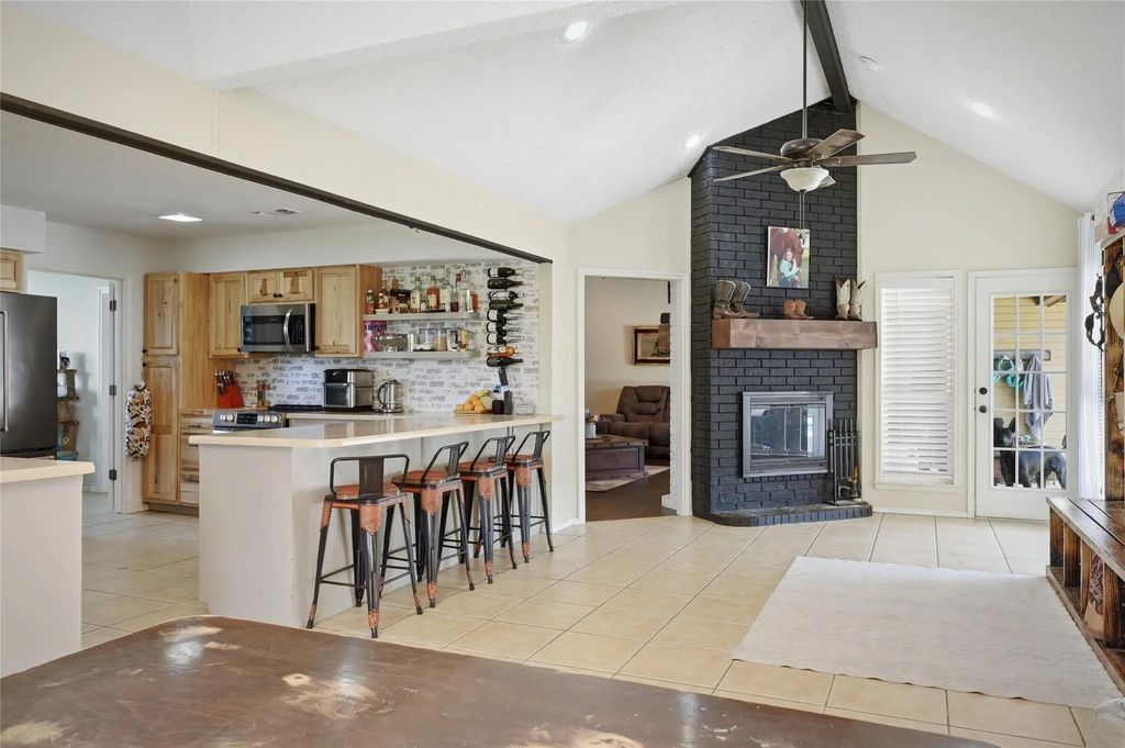 501 N Van Zandt Street, Tioga