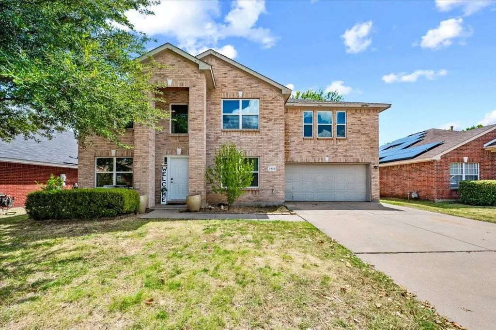 2423 Ranchview Drive, Grand Prairie