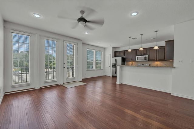 950 Henderson Street 1214, Fort Worth