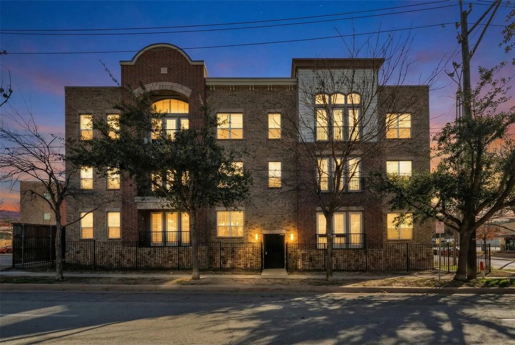 950 Henderson Street 1214, Fort Worth