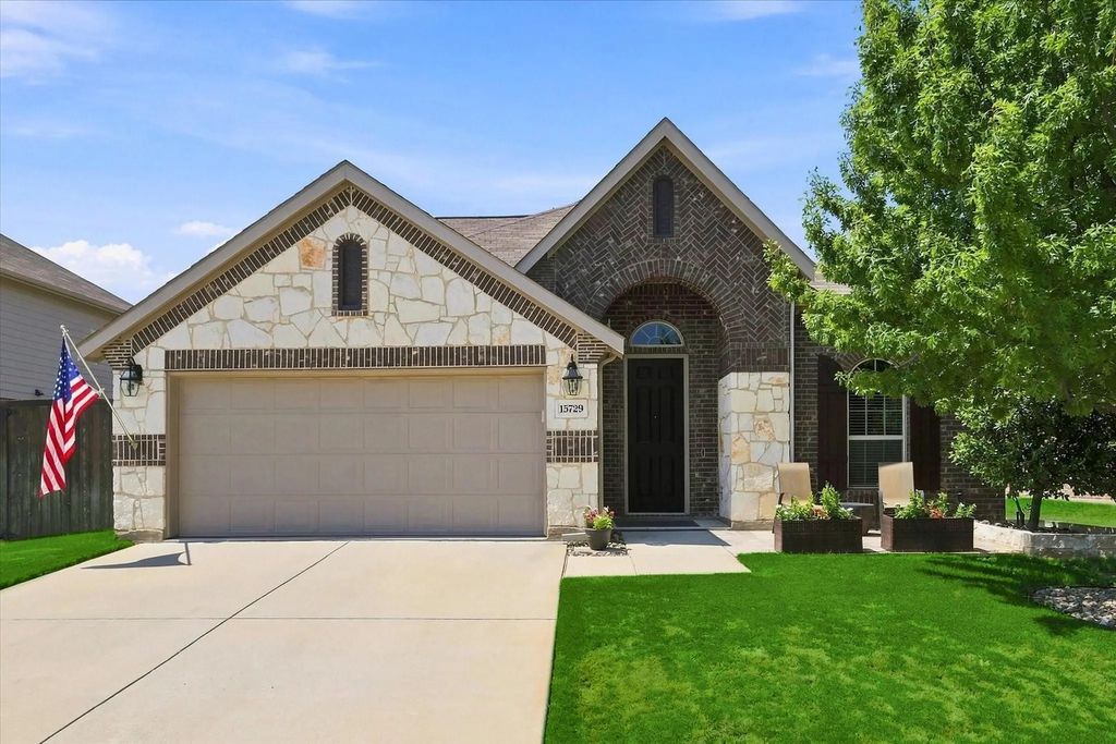 15729 Preble Road, Fort Worth