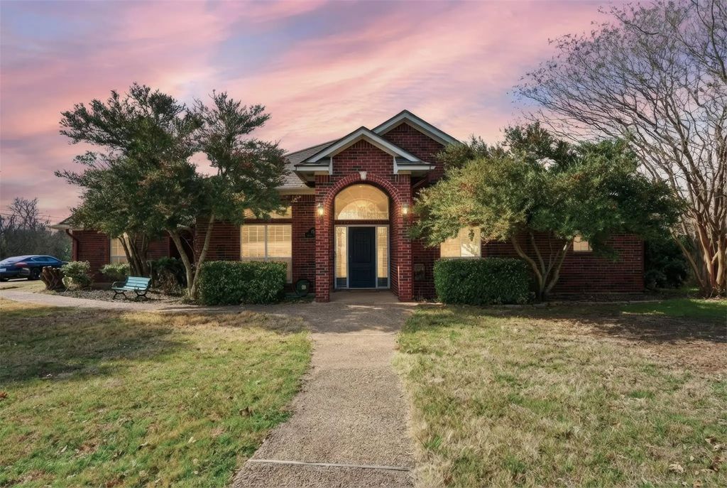 710 Gibraltar Lane, Lorena