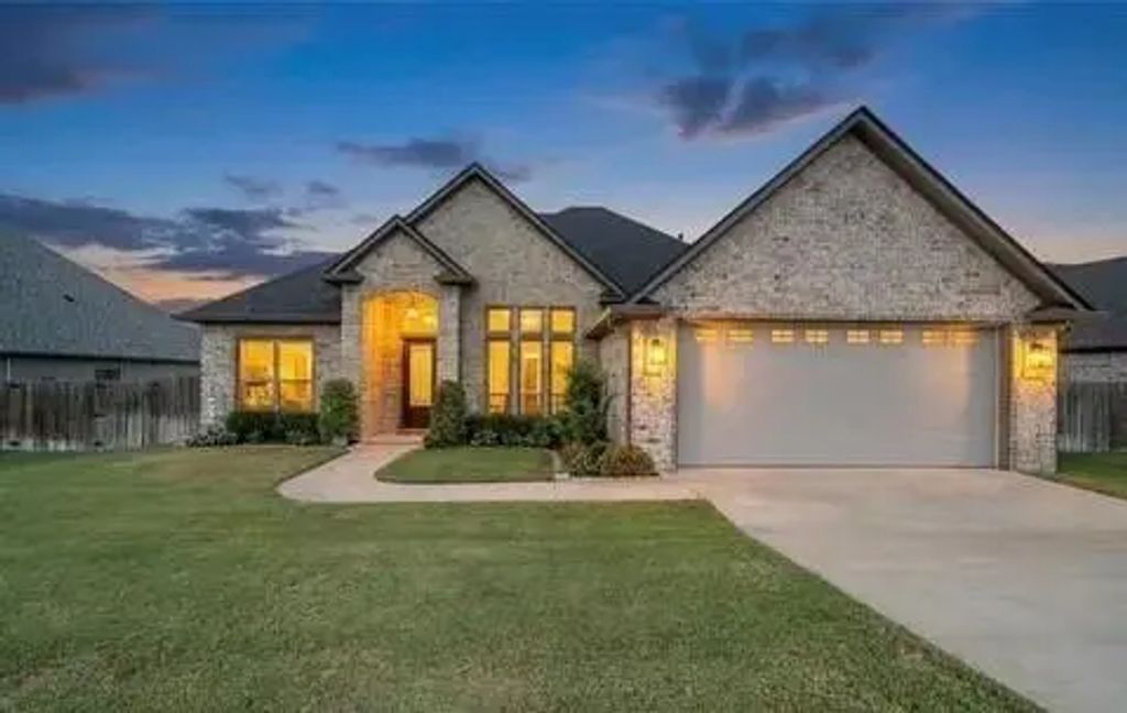 7264 Medio Creek, Tyler