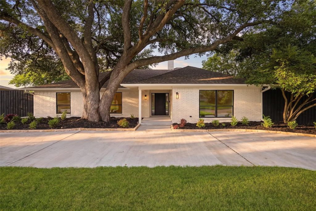 7512 Woodstone Lane, Dallas