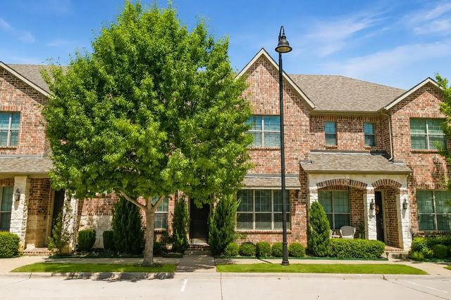 2228 Pinnacle Lane, Flower Mound